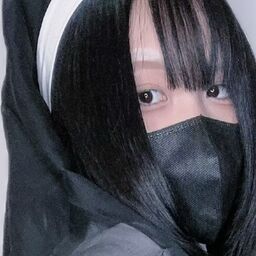 黒マスクレイヤーまゐ