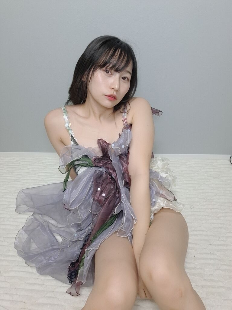 2024年おNEW衣装みせる😘🤍