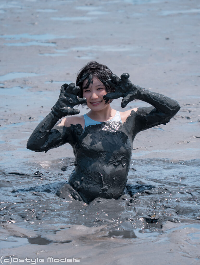 泥んこ競泳水着