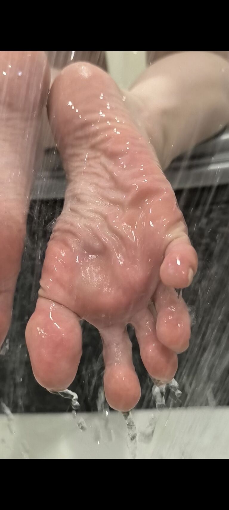 膝立ちシャワー