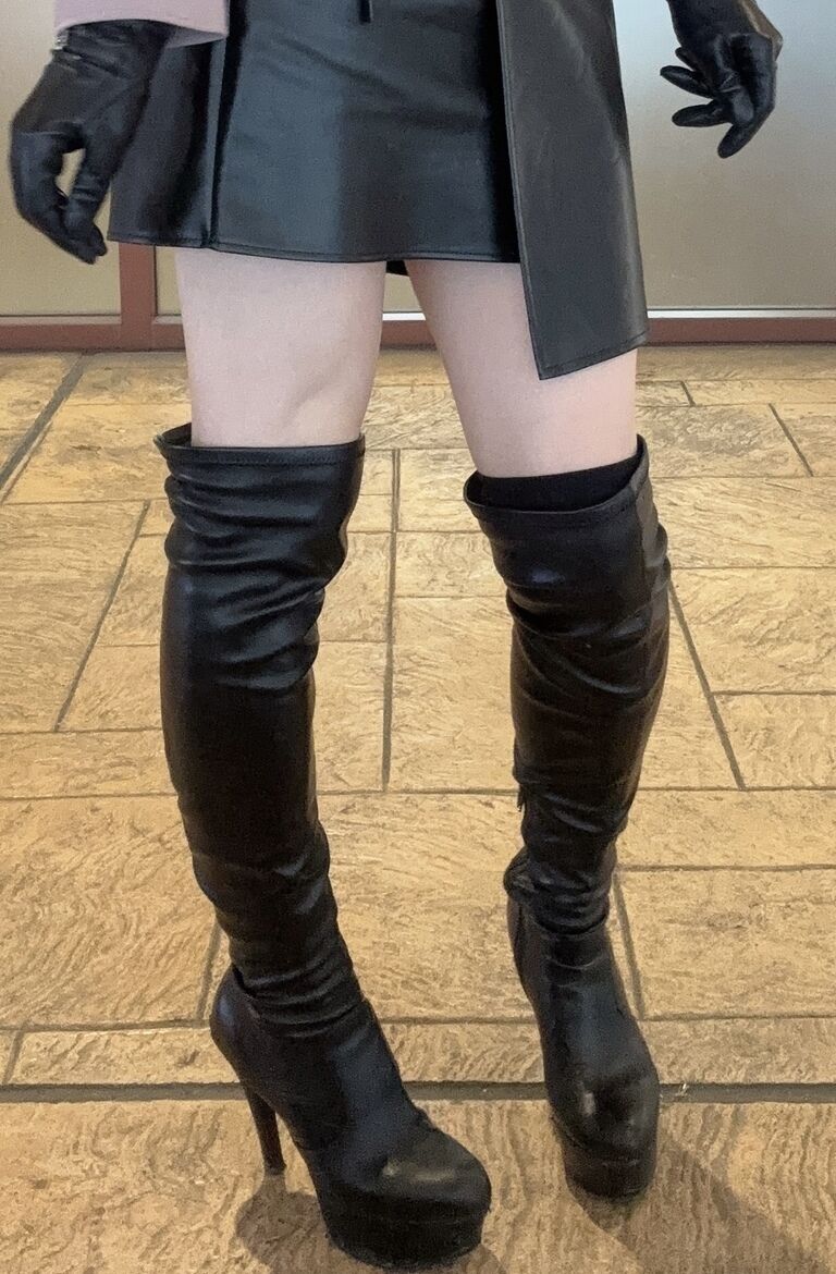 最近暑いですね