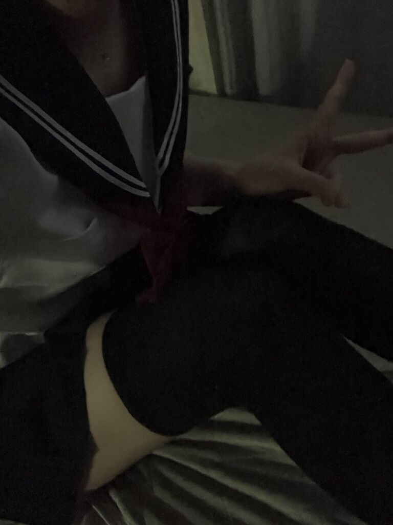 セーラー服　ニーハイ