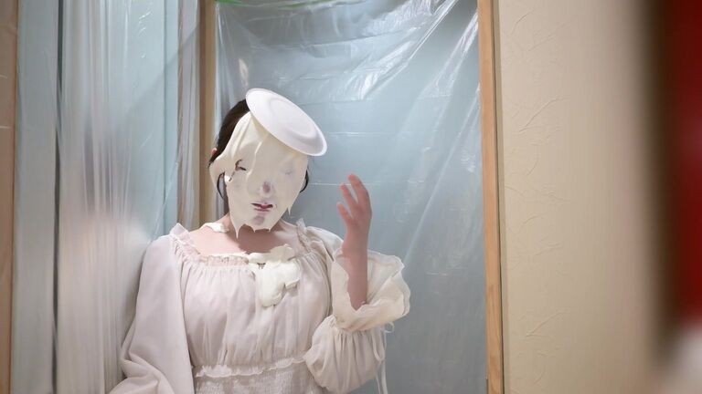FHD 私服でパイ投げ　朝倉るるさん
