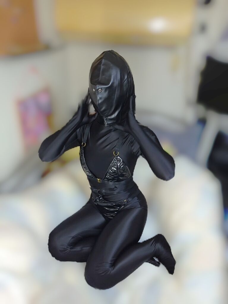 黒タイ1