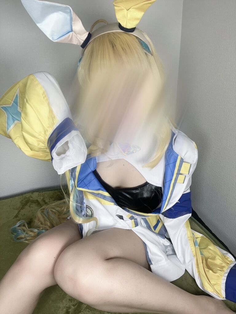 ネオユニちゃん（勝負服）コスプレ写真集